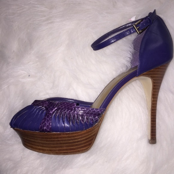 Purple Guess Heals - Picture 3 of 6